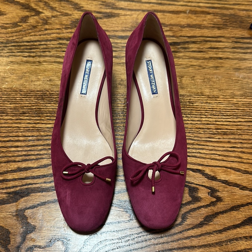 Stuart Weitzman cranberry bow tie pumps